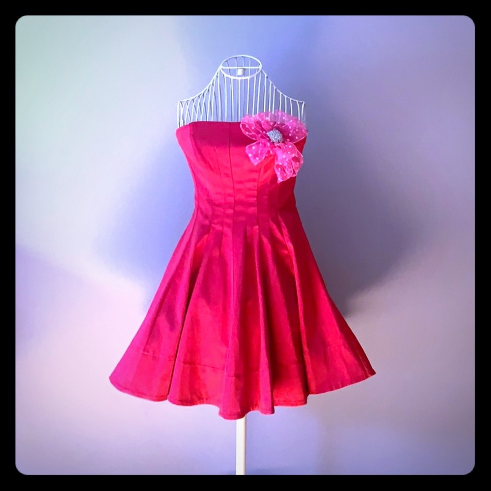 ❗️FREE -> MUST BUNDLE Holiday party dress